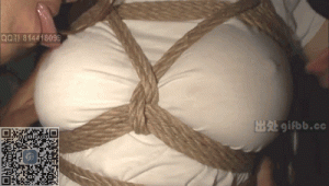 极品身材美腿女神绑起来玩SM很爽吧①