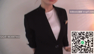 身材这个极品的混血妹子竟然便宜了黑鬼