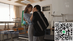 gif图解2出处-三上悠亚老师真会照顾男学生