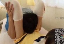 迷人的丝袜绝对领域，拥有业界第一修长美腿，在学校里总是能吸引同学的眼球③-解解图解